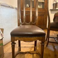 Sedie con seduta in ecopelle marorne