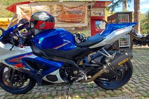 SUZUKI GSX R 1000 K7