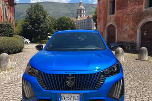 Peugeot 2008 PureTech 100 S&S Allure