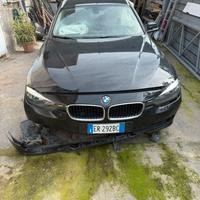 Bmw 316 d danneggiata