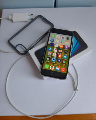 iPhone SE White