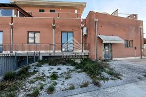 Ingresso indipendente e giardino