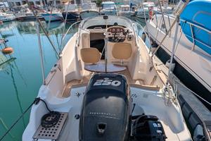 JEANNEAU CAP CAMARAT 755 WA + POSTO BARCA
