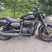 CUSTOM KEEWAY V-CRUISER 125-MOT. BICILINDRICO A V