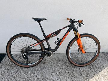 KTM Scarp Extonic 2025