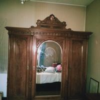 armadio toilette mobili in stile umbertino