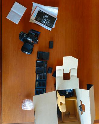 Sony A7SII + Obiettivo 28-70mm + Accessori