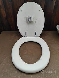 Tavoletta WC Bianca mai usata con serigrafia