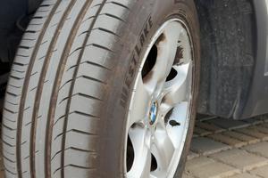 GOMME ESTIVE 235/55 R17 103W