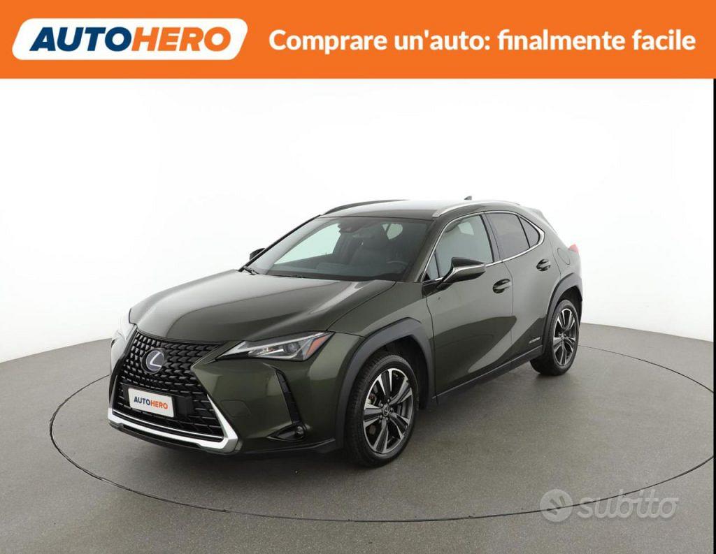 Lexus UX