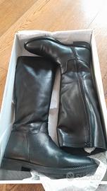 stivali donna  in pelle neri bassi n.41