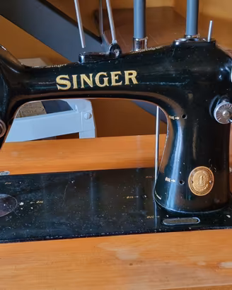 Macchina da cucire Industriale Veloce SINGER