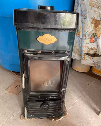Stufa a legna La Nordica 6kW - Cutro