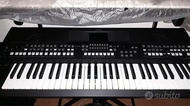 Yamaha PSR-SX600 Nuovo!