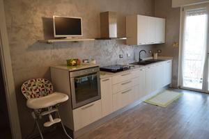 Bilocale fronte mare a Borgio V. (SV)