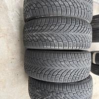 gomme usate 2355517 Winter NOKIAN - WR SUV 4 - 323