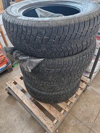 Gomme Viking 215/65 R16 termiche