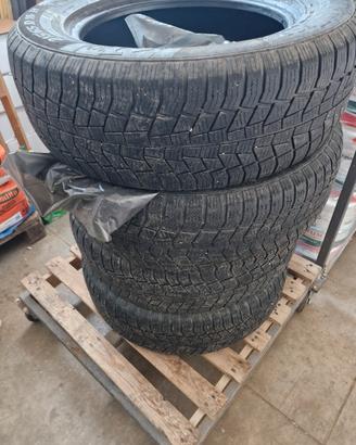 Gomme Viking 215/65 R16 termiche