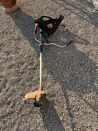 Decespugliatore a batteria