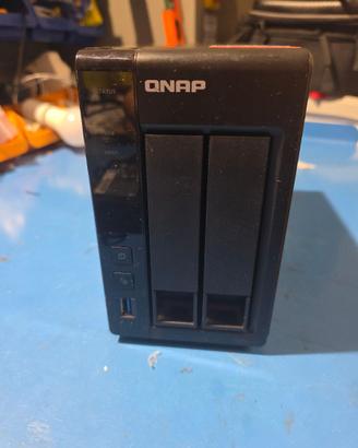 nas qnap 251+ 8gb RAM