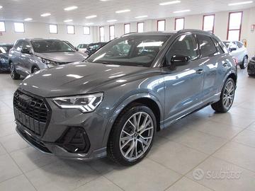 Audi Q3 SUV (35) Blackline 2.0 TDI 150CV S-Tronic