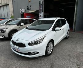 Kia Ceed cee'd 1.6 CRDi 110 CV 5 porte Cool