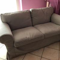 Divano Ektorp Ikea 2 posti con 2 fodere