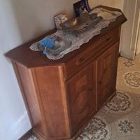 Piccola credenza da ingresso in legno vintage