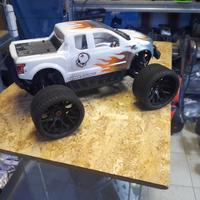 hpi Savage flux 1/8