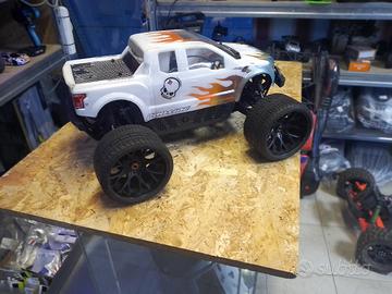 hpi Savage flux 1/8