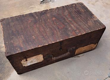 Antico baule da viaggio 