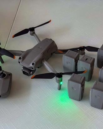 DJI Air 2S Fly More Combo + accessori aggiuntivi.