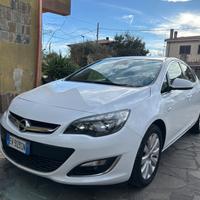 Opel Astra 1.6 CDTI 136CV
