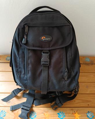 zaino lowepro