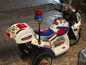 moto polizia elettrica per bambini 