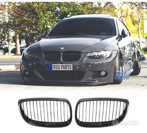 GRIGLIE BMW E92 E93 LOOK M PERFORMANCE NERO LUCIDO
