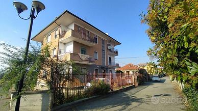 Appartamento di 80 m² con 3 locali e box auto a Sa