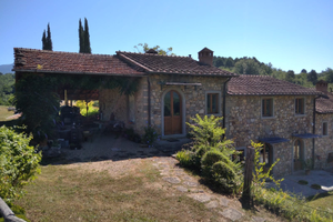 Appartamento poppi(ar) spese incluse terrazza