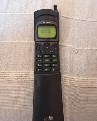 Nokia 8110 anno ‘97 “Banana Phone”