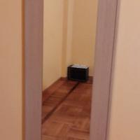 Appendiabiti e specchio bagno