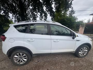 FORD KUGA RICAMBI USATI