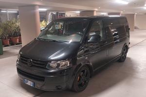 Volkswagen Caravelle 9 Posti