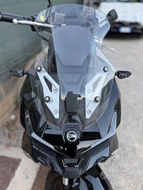 Scooter NUOVO 125 cc REGALATO