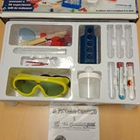 Il piccolo chimico - manuale cn 90 esperimenti 10+