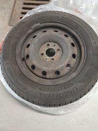 gomme uniroyal con cerchio di 14 mozzo fiat