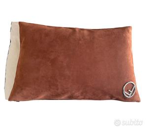 Cuscino fendi