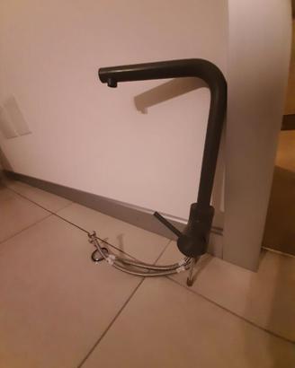 Miscelatore design da lavabo cucina