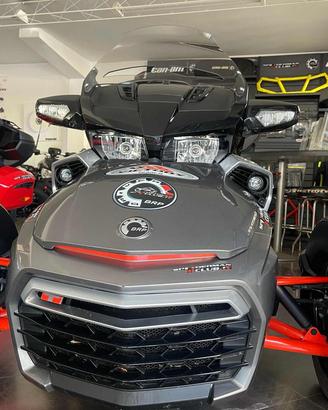 CAN-AM BRP Spyder f3