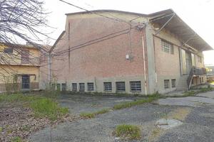 Immobile di 1743 m² a Anzola dell'Emilia