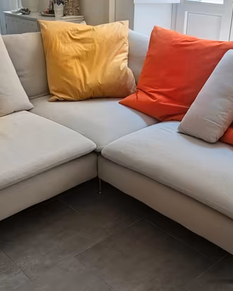 Divano angolare IKEA Söderhamn 3 posti con pouf